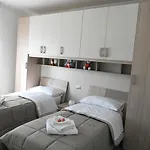 Διαμέρισμα 49 *